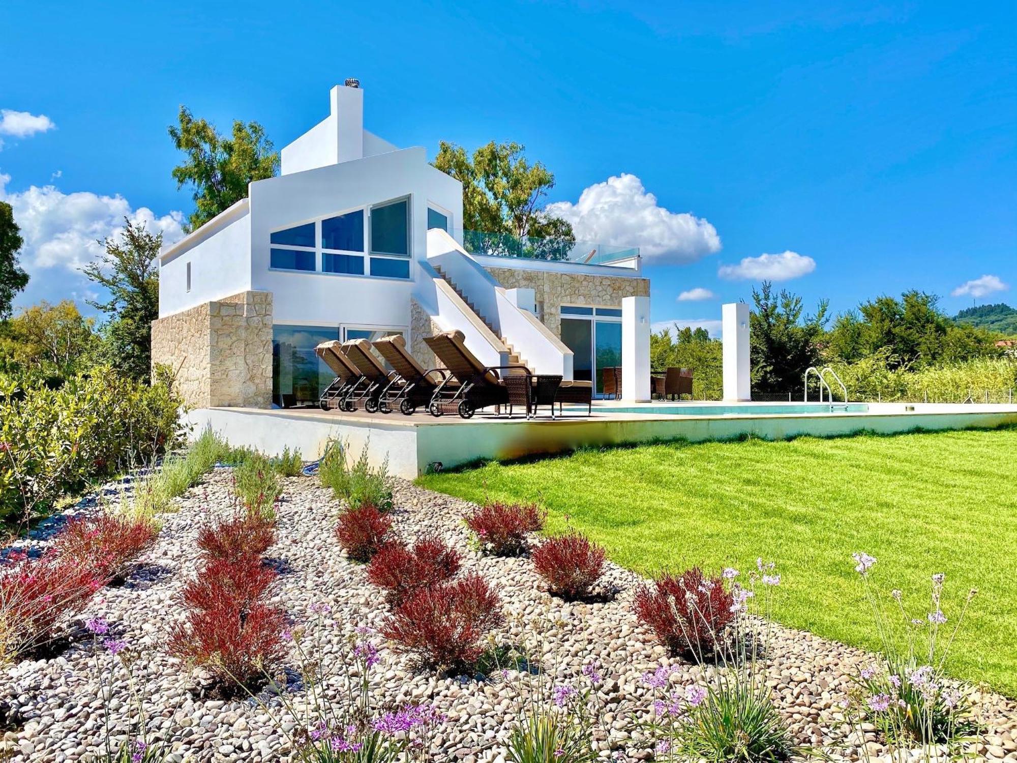 Villa Danune Luxury Beachfront With Private Pool By Dadovillas